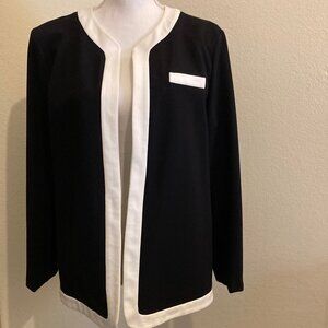 ELLE  Black & White jacket  Size XL.    Price reduced!